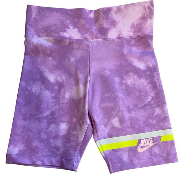 NWT Nike Tight Fit Collant Purple Tie Dye Biker Shorts Medium Sporty Athleisure - Picture 1 of 11